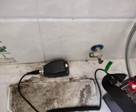 永嘉屋顶漏水维修公司分享下卫生间漏水的危害及解决方法